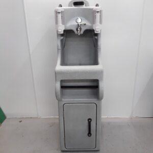 Used Tasty Trotter  Mobile Hand Wash Sink For Sale
