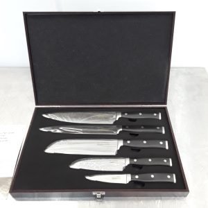 New 5 Piece Knife Set 41cmW x 27cmD x 5cmH