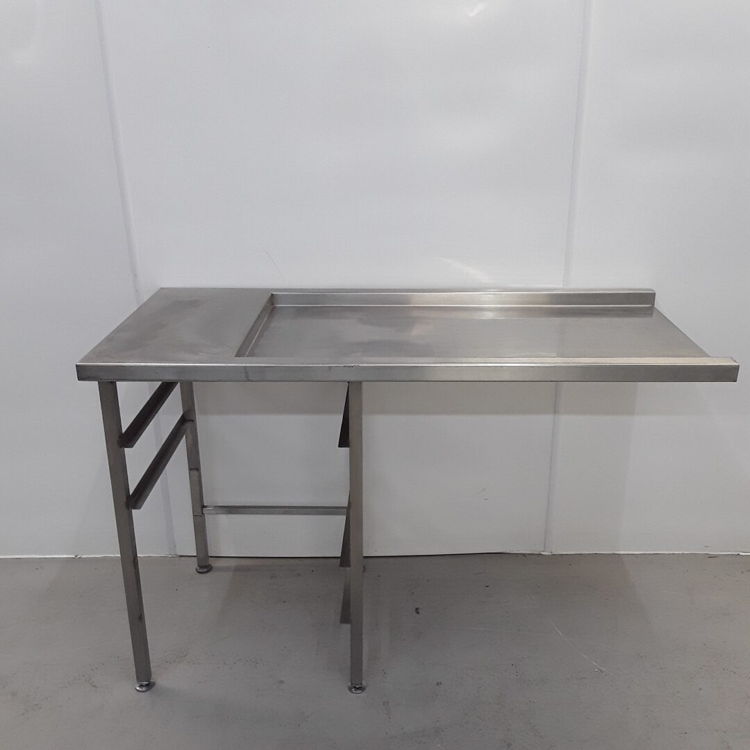 Used Dishwasher Table 140cmW x 64cmD x 90cmH