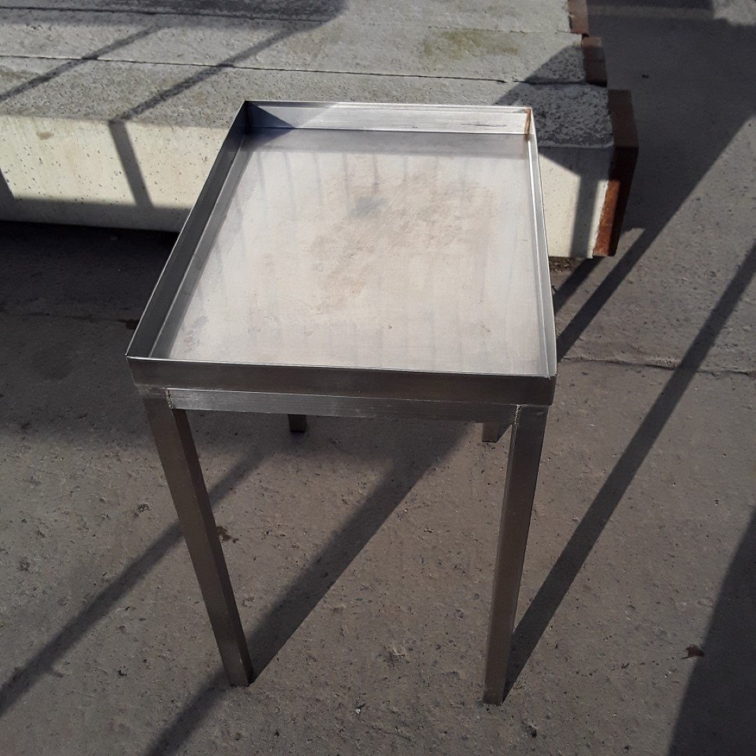 Used   Stainless Steel Stand 42cmW x 56cmD x 68cmH