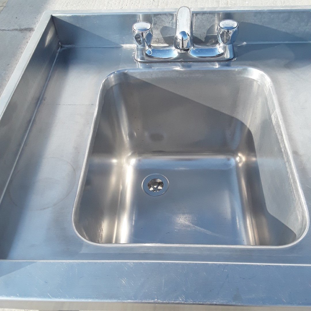 Used   Stainless Steel Single Bowl Sink 120cmW x 60cmD x 92cmH