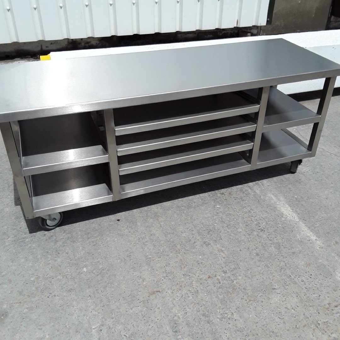 New B Grade   Stainless Steel Stand 130cmW x 45cmD x 56cmH