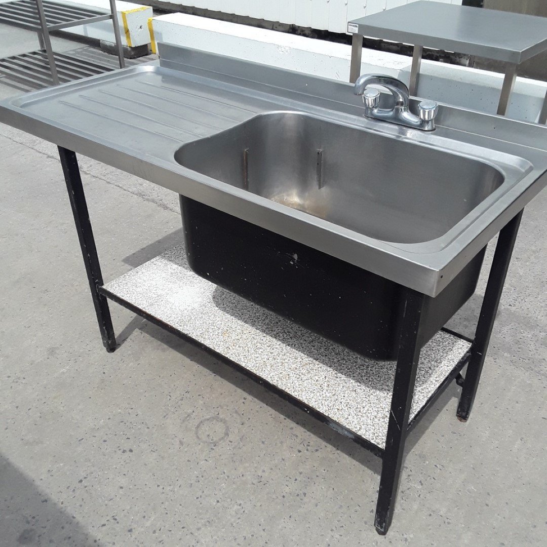 Used   Stainless Steel Single Bowl Sink 150cmW x 70cmD x 88cmH