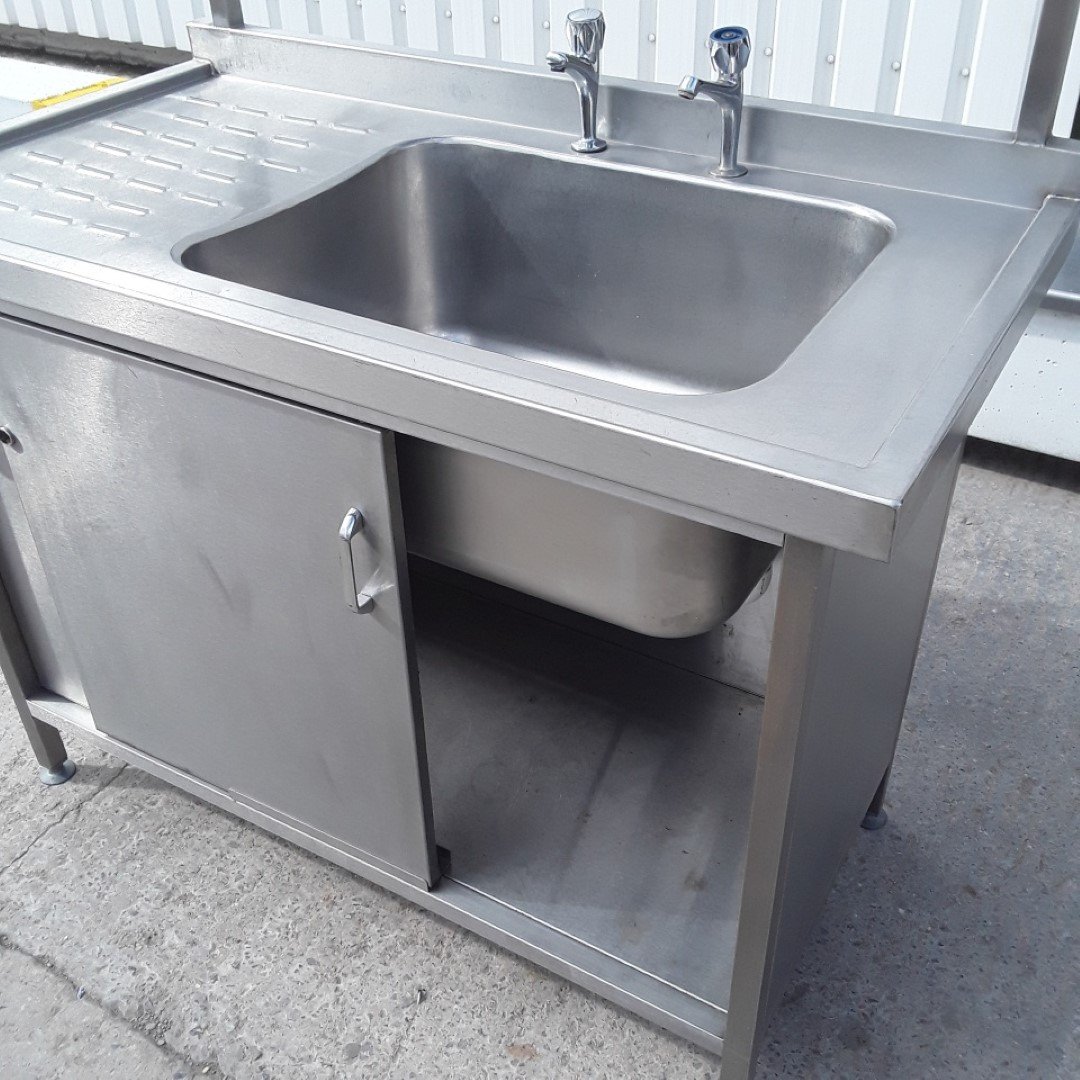 Used   Stainless Steel Single Bowl Sink 120cmW x 65cmD x 87cmH